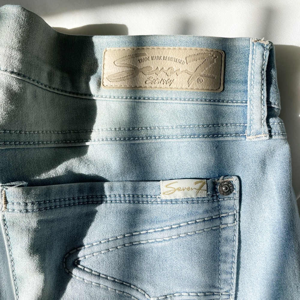 Capris - Picture 6 of 7